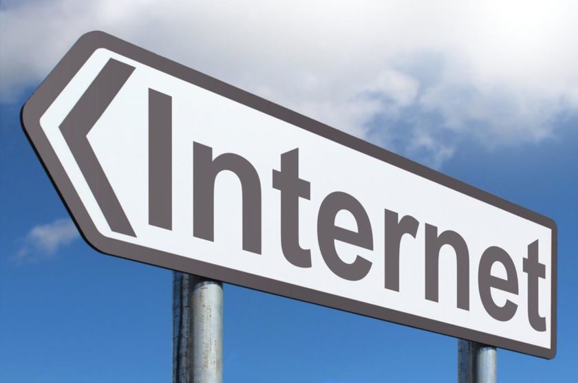 Internet by Nick Youngson CC BY-SA 3.0 Alpha Stock Images